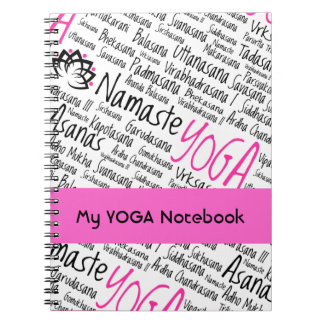 Cuaderno La yoga de Namaste coloca nombres sánscritos de