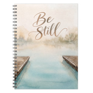 Cuaderno Lago de Agua Tranquila y Muelles de Barcos Quietos