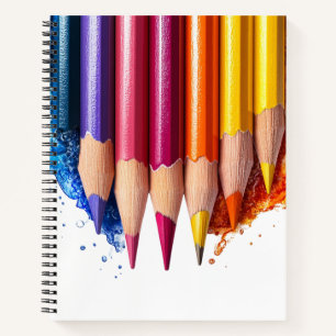 CUADERNO LÁPICES DE COLORES ROJO AZUL PURPURA AMARILLO VERD