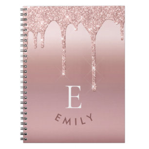 Cuaderno Las iniciales del monograma denominan Rosa Perfora