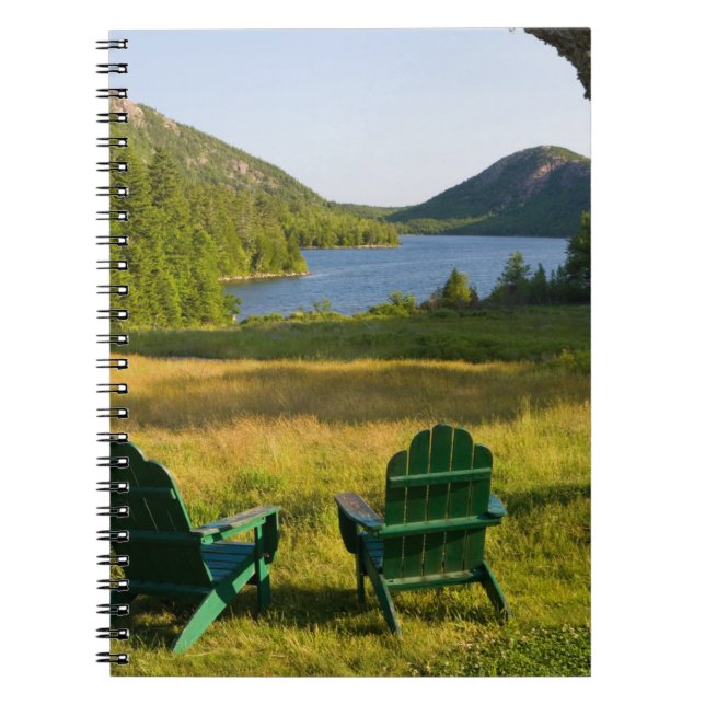Cuaderno Las sillas Adirondack en el césped de Jordan (Frente)