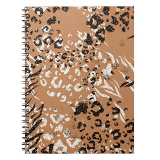 Cuaderno Leopardo moderno. Estampado. Fondo. Naturaleza sal