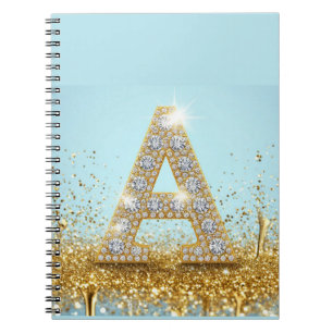 Cuaderno Letra A de diamante de lujo sobre fondo de purpuri