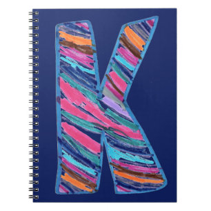 Cuaderno Letra K multicolor y colorida como en Kay sobre az