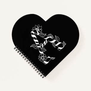 Cuaderno Letra negra y blanca "A" con flores de remolque