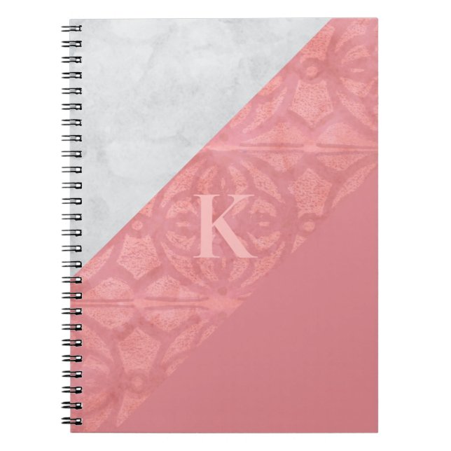 Cuaderno Letra rosa rudimentaria y acuarela gris (Frente)