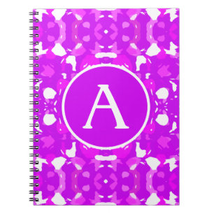 Cuaderno Letra rosa y Bonito blanca con marcas simétricas