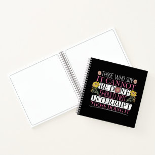 Cuaderno Líder feminista empoderando a las mujeres