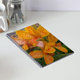 Cuaderno Lirio de Canna Amarillo con Flores de Manchas Roja