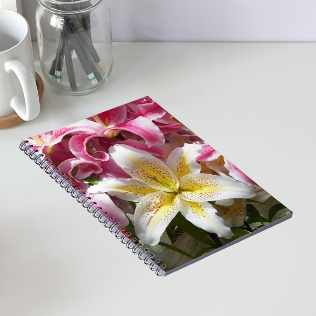 Cuaderno Lirios Orientales Florales Rosa y Blanco (In Situ)