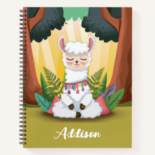 Cuaderno Llama ligera meditando en un bosque mágico
