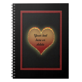 Cuaderno llameante del corazón de Customizeable