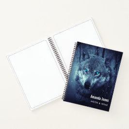 Cuaderno Lobo salvaje mágico con ojos azules asombrosos