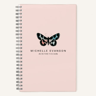 Cuaderno Logotipo de mariposa en acuarela rosa suave lindo