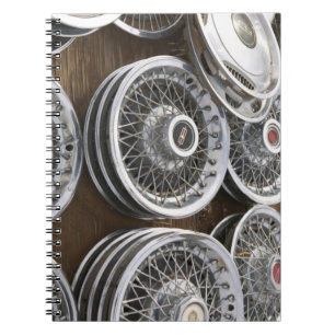 Cuaderno Los E.E.U.U., New México, Prewitt: Hubcaps