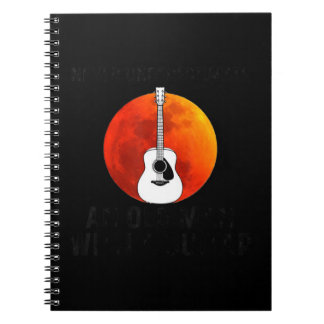 Cuaderno Los hombres nunca subestiman a un anciano con una