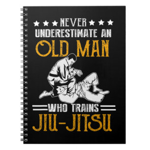 Cuaderno Los hombres nunca subestiman a un anciano que entr