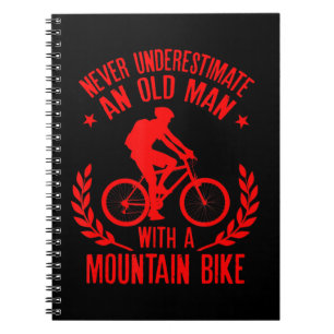 Cuaderno Los Hombres Nunca Subestiman A Un Viejo Con Una Mo