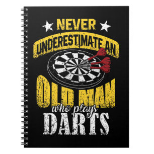Cuaderno Los Jugadores De Dart Nunca Subestiman A Un Hombre