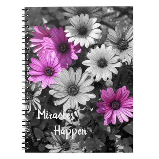 Cuaderno Los milagros ocurren en las flores africanas de ma (Frente)