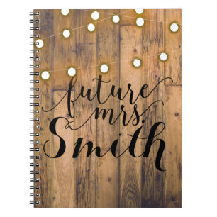 Cuaderno Luces de Madera Rústica y Cuerdas Señora Futuro