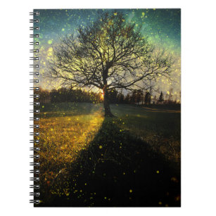 Cuaderno Luciérnagas mágicas paisaje de ensueño