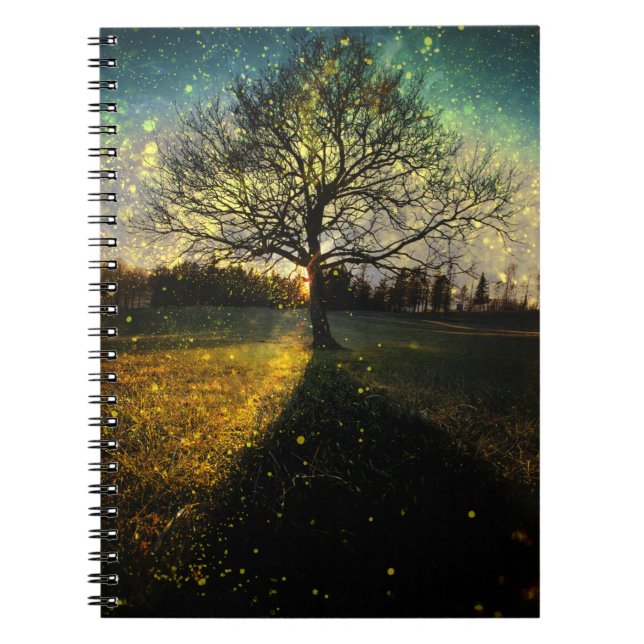 Cuaderno Luciérnagas mágicas paisaje de ensueño (Frente)