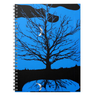 Cuaderno Luna con el árbol, azul de cobalto, blanco y negro