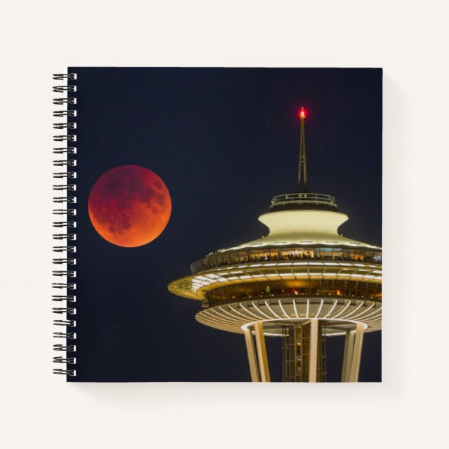 Cuaderno Luna de Sangre | Aguja Espacial de Seattle (Anverso)
