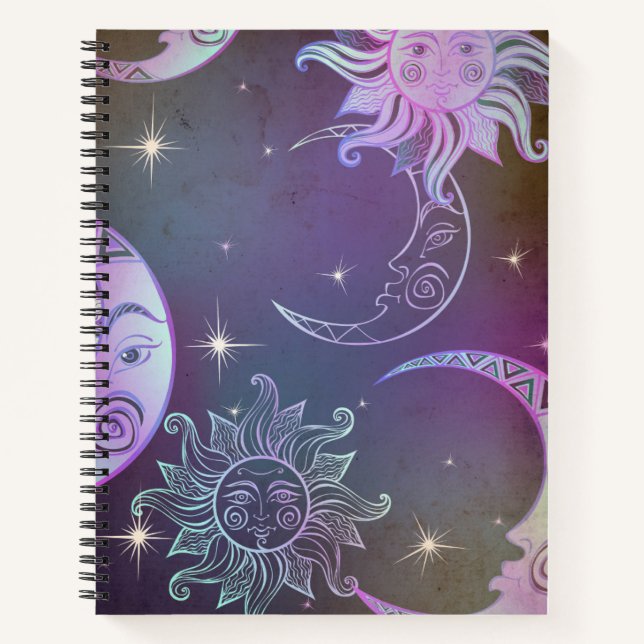 Cuaderno Luna estilizada dibujada a mano frente a las estre (Anverso)