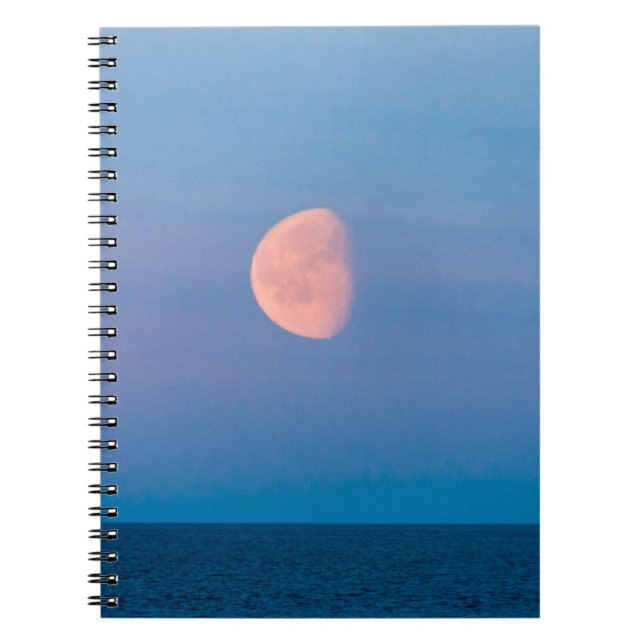 Cuaderno Luna sobre el Mar de Bering | Lejano Oriente Ruso (Frente)