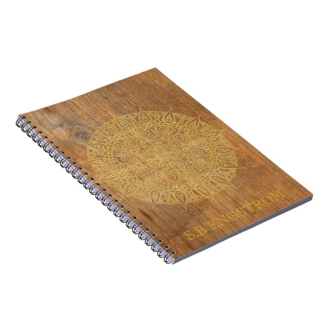 CUADERNO MADERA RÚSTICA CON MANDALA DE ORO - NOMBRE (Lado Derecho)