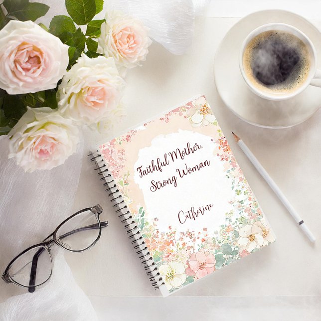 Cuaderno Madre fiel, mujer fuerte personalizada (Subido por el creador)