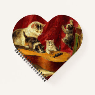 Cuaderno Madre gata y gatitos jugando con guitarra