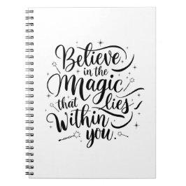 Cuaderno Magia dentro del bloc de notas