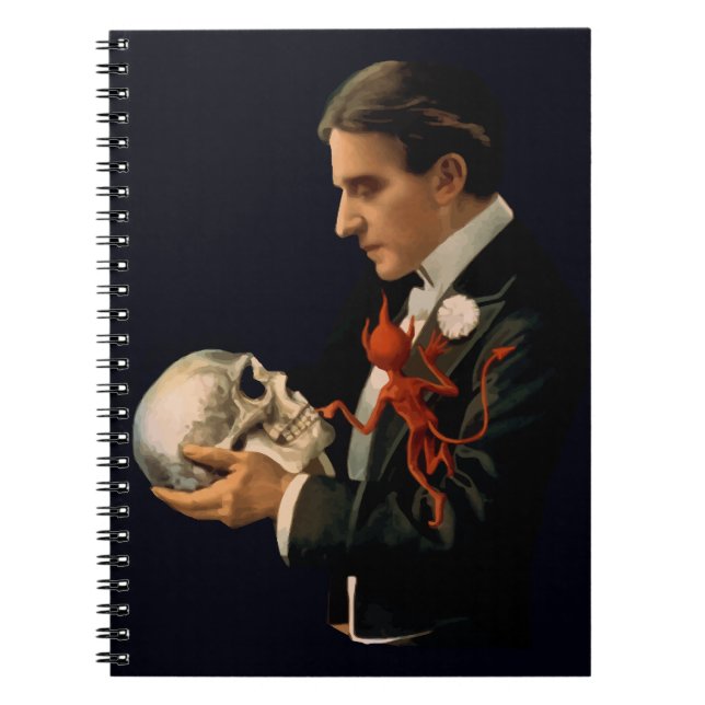 Cuaderno Mago Antiguo, Thurston Sosteniendo una Calavera Hu (Frente)