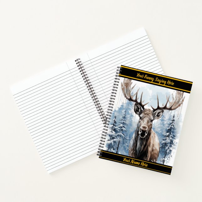 Cuaderno Majestuoso alce de pie orgulloso en un bosque neva (Interior)