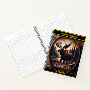 Cuaderno Majestuoso alce tallado en el fondo de un bosque