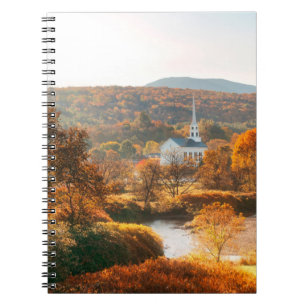 Cuaderno Mañana de Stowe en otoño con follaje colorido y