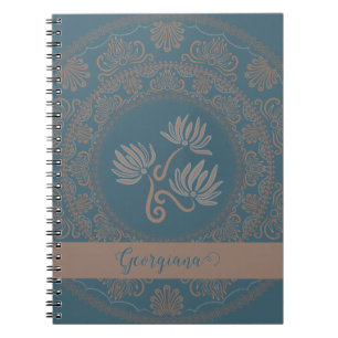 Cuaderno Mandalá de punto de loto rococó dorado teal person