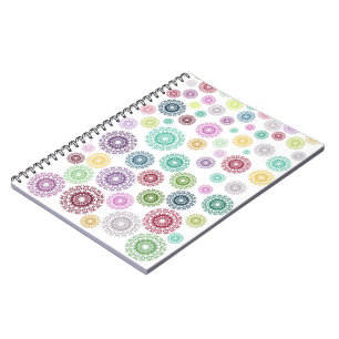 Cuaderno Mandalas coloridas en una especie aleatoria
