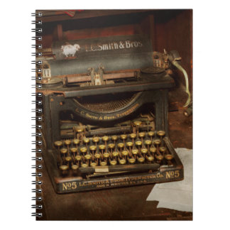 Cuaderno Máquina de escribir - La oficina de mi jefe