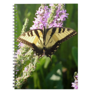 Cuaderno Mariposa de cola cruda sobre flores silvestres mor