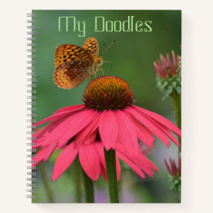 Cuaderno Mariposa En El Sketchbook De Coneflower