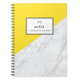 Cuaderno Mármol blanco moderno con bloque amarillo