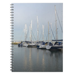 Cuaderno Mástiles iluminados por el sol