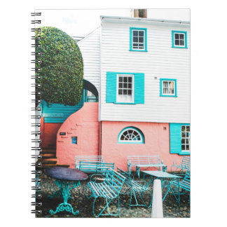 Cuaderno MESA verde azulada Y GRIS Y BENCH JUNTO A BLANCO Y