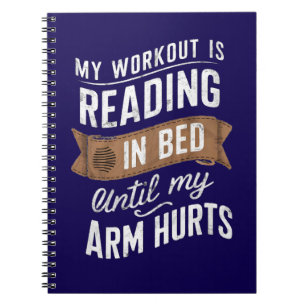 Cuaderno Mi Entrenamiento Está Leyendo En La Cama Hasta Que