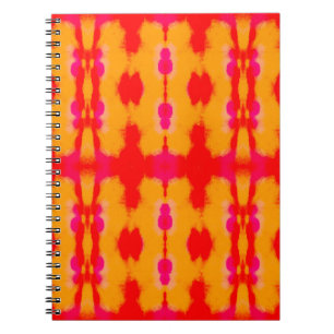 Cuaderno Moda del Boho Rojo. Alfombra persa. Capa de acuare