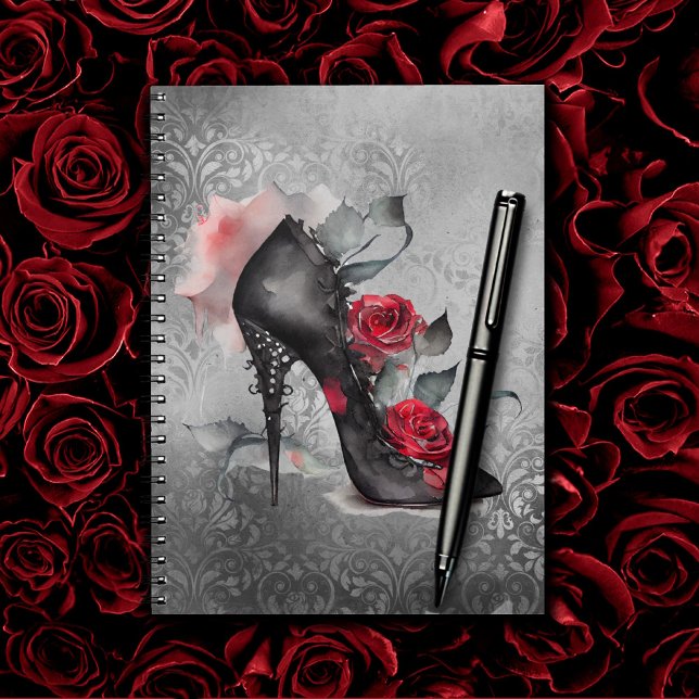 Cuaderno Moda gótica arañada Stiletto y rosa roja (Subido por el creador)
